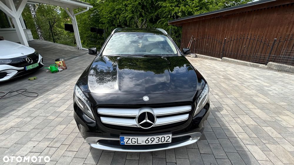 Mercedes-Benz GLA 200 7G-DCT - 2