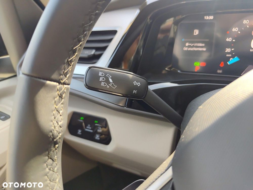 Volkswagen Multivan - 20