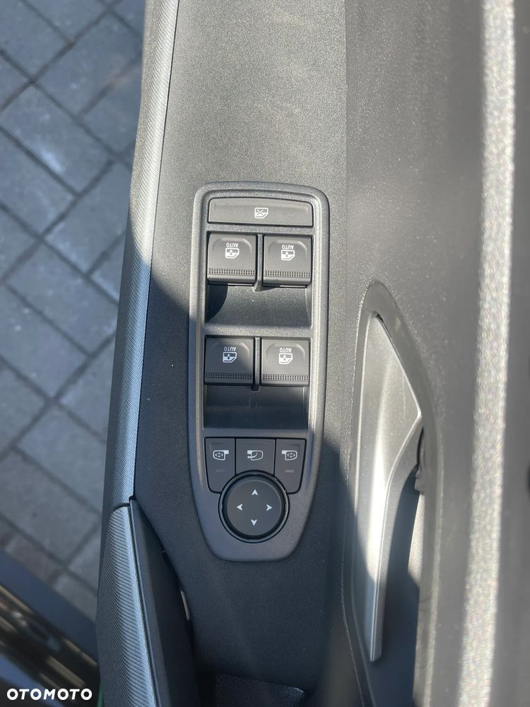 Dacia Bigster 1.8 Full Hybrid 155 Journey MMT - 6