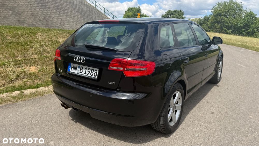 Audi A3 Sportback 1.8 TFSI Ambition - 25