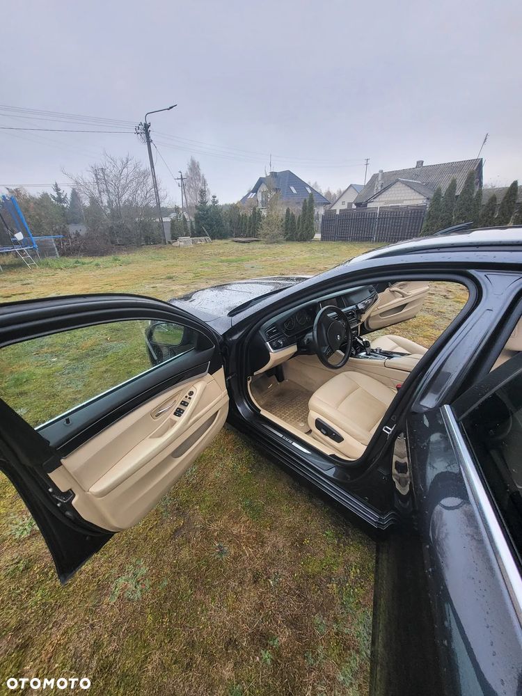 BMW Seria 5 ver-520d - 23