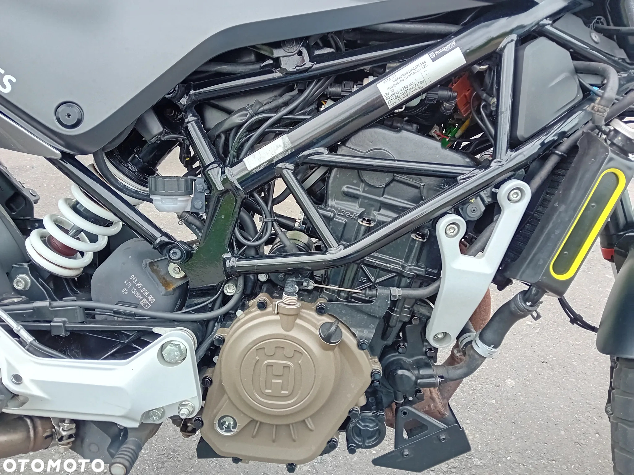 Husqvarna Svartpilen - 7