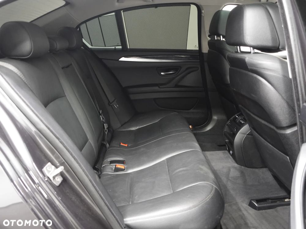 BMW Seria 5 - 23