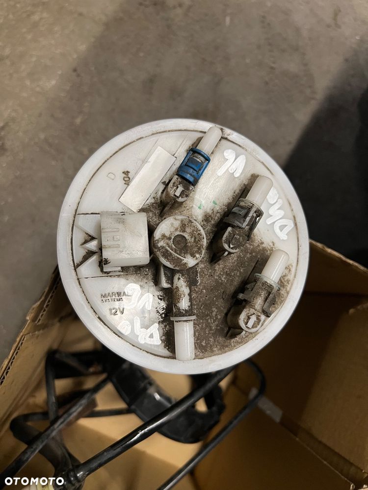 Pływak paliwa z pompą Nissan Navara d40 pathfinder r51 v6 3.0dci - 3