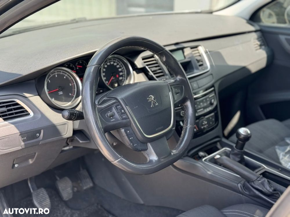 Peugeot 508 SW HDi FAP 115 Access - 5