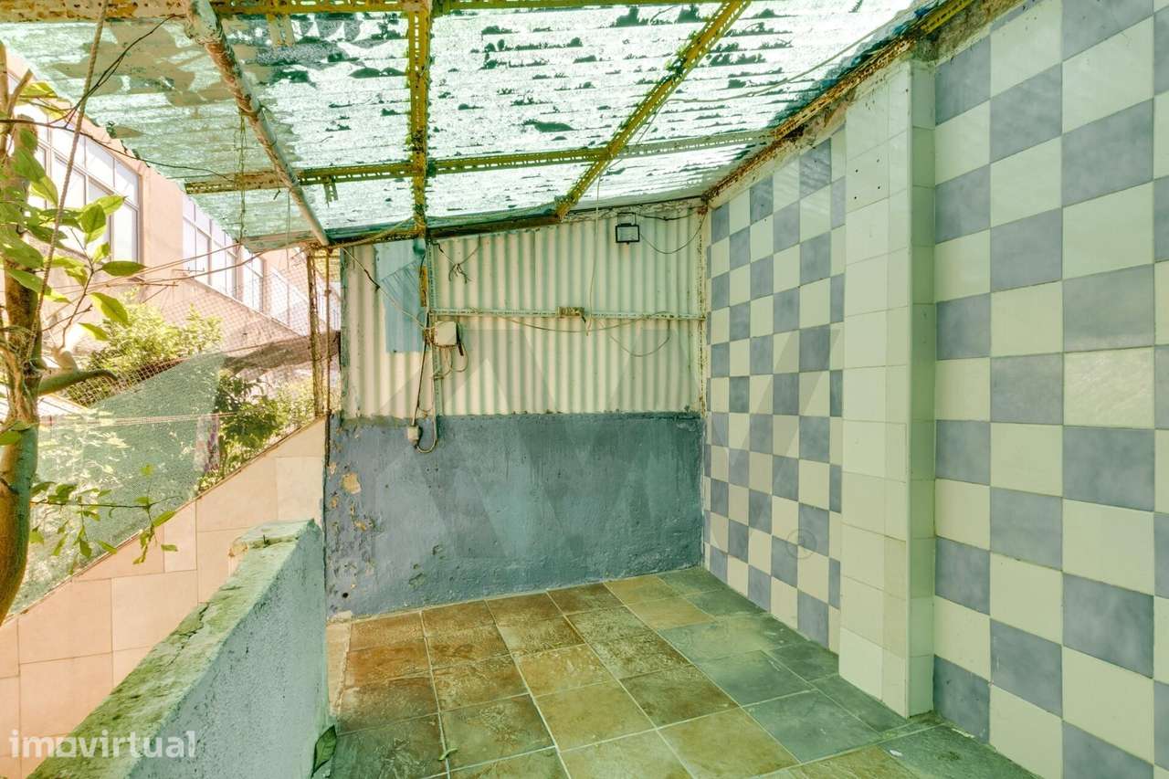 T2 em Cacilhas com Terraço de 30 m2 – Junto ao Terminal Fluvial - Grande imagem: 5/27