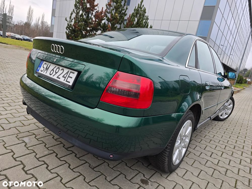 Audi A4 Limousine - 16