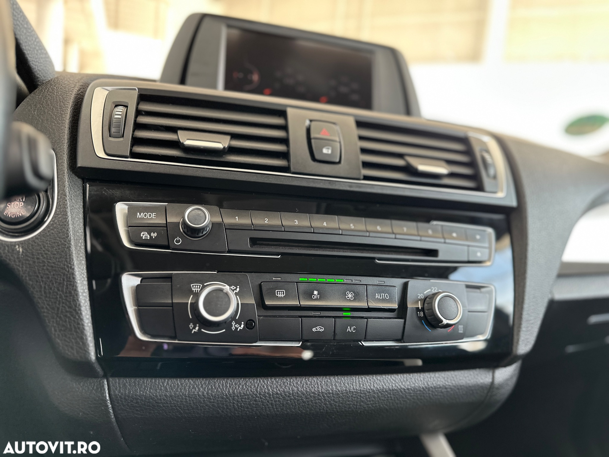BMW Seria 1 116i Advantage - 24
