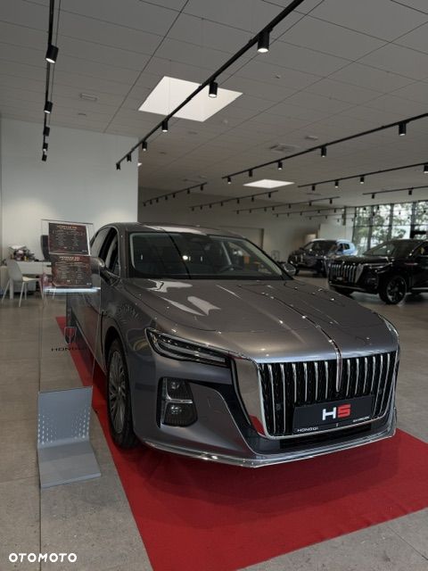 Hongqi H5 - 3