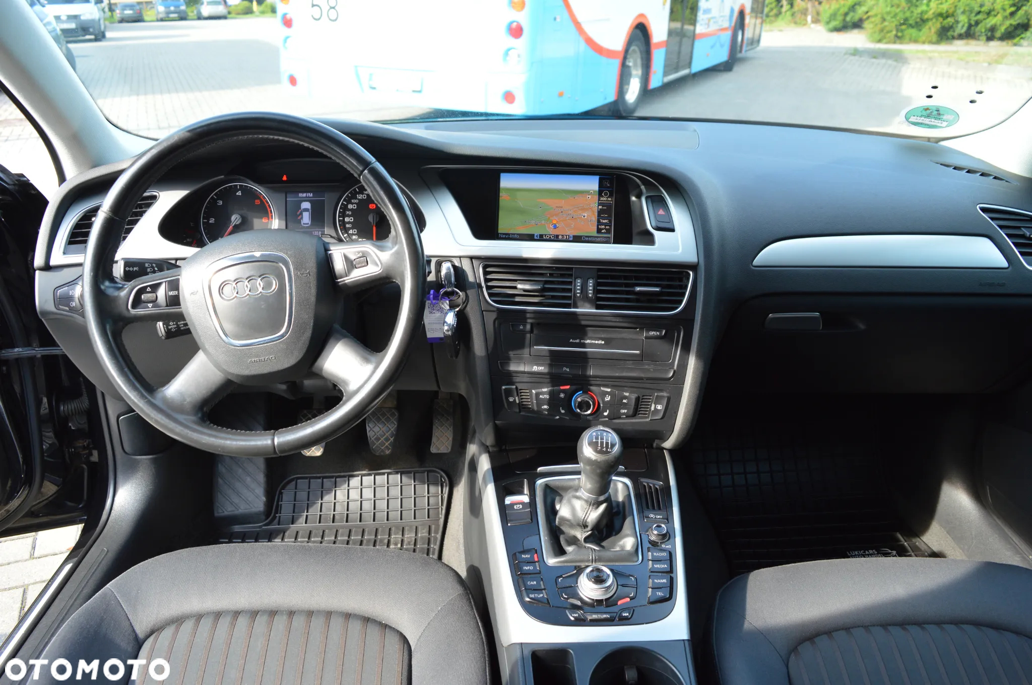 Audi A4 Avant 2.0 TDI DPF Attraction - 11