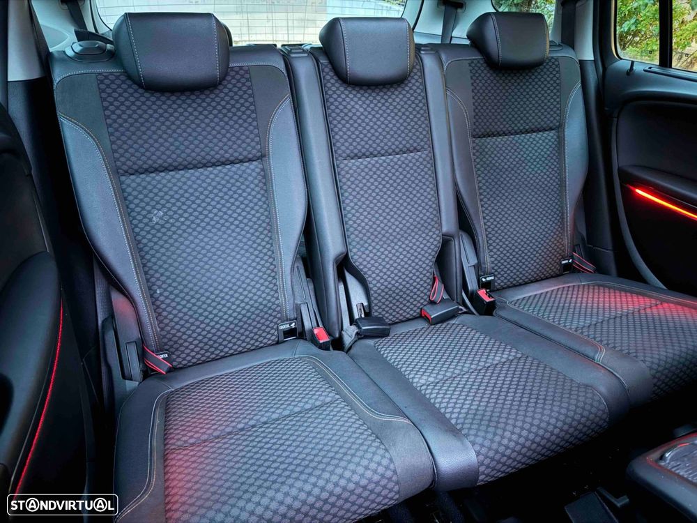 Opel Zafira 1.6 CDTi Executive - 48