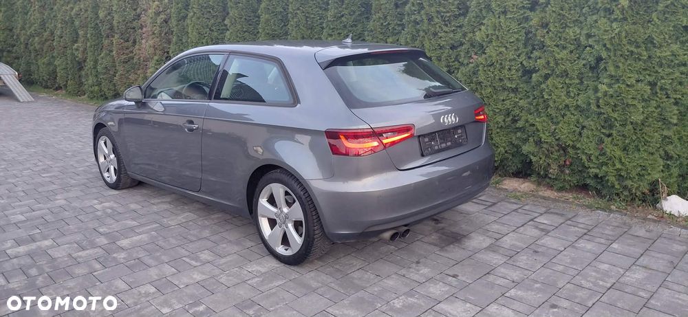 Audi A3 3-drzwiowe 1.4 TFSI Ambition - 4