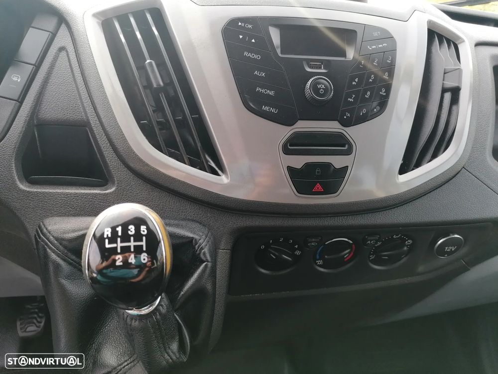Ford Transit 2.0 TDCI - 12