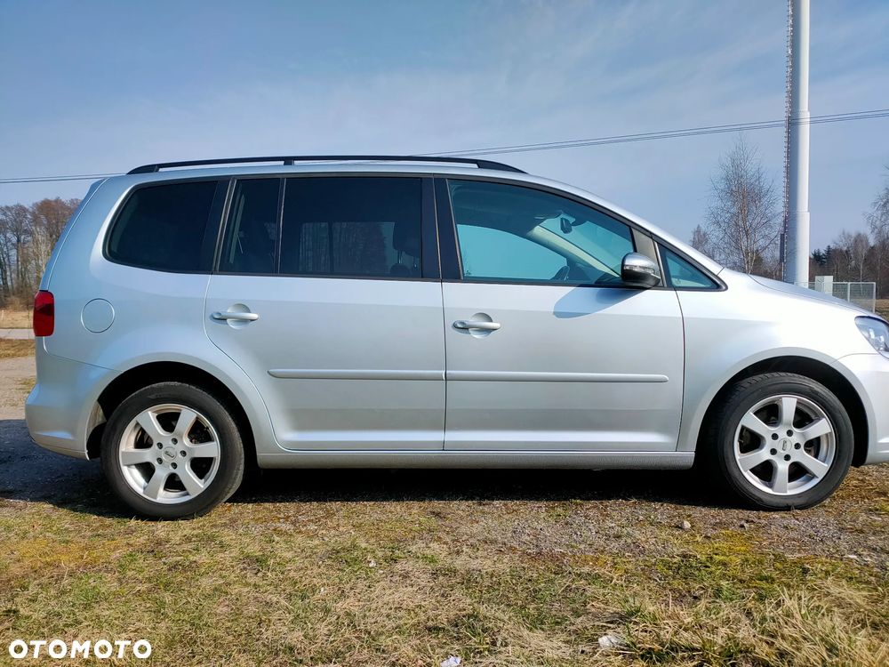 Volkswagen Touran 1.4 TSI STYLE - 5