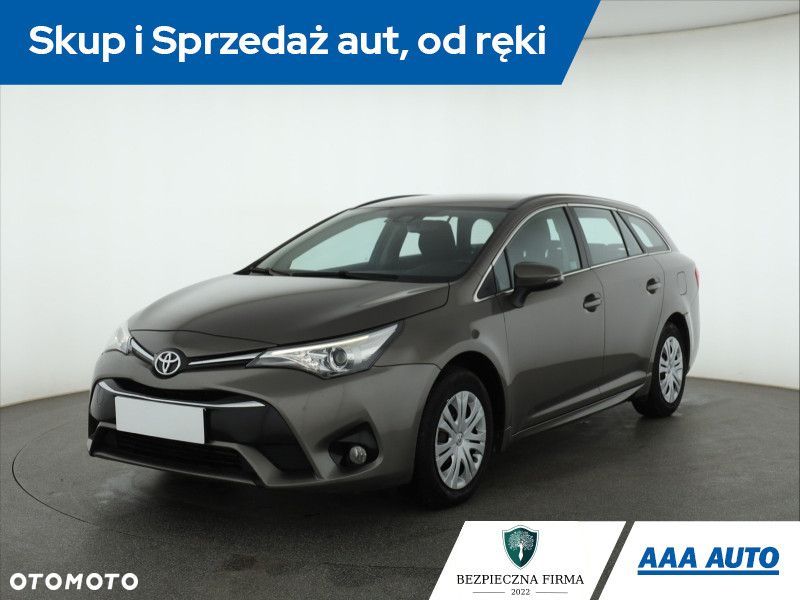 Toyota Avensis - 3