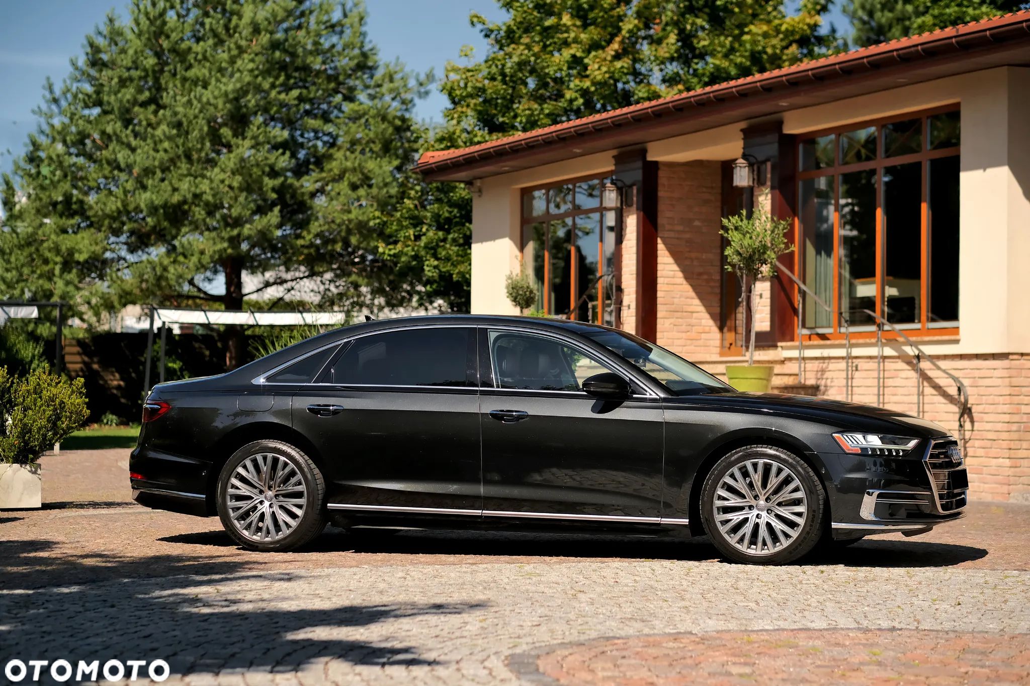 Audi A8 L 55 TFSI quattro tiptronic - 1