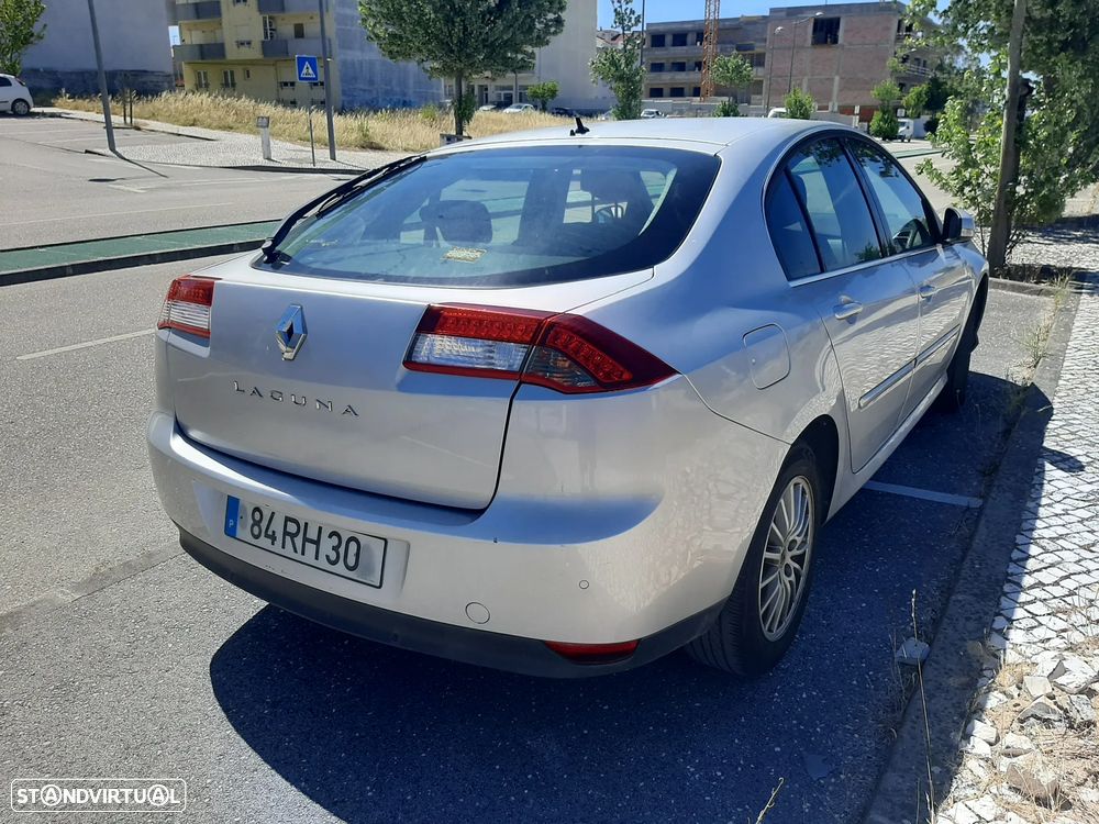 Renault Laguna - 6