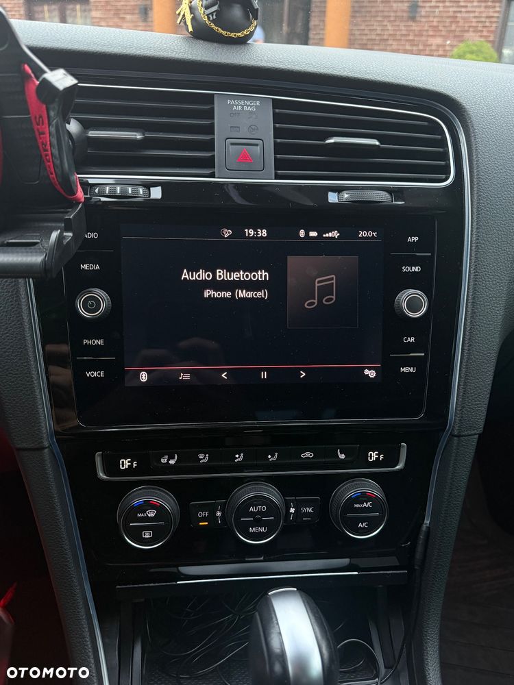 Volkswagen Golf 2.0 BlueTDI DSG Highline - 10