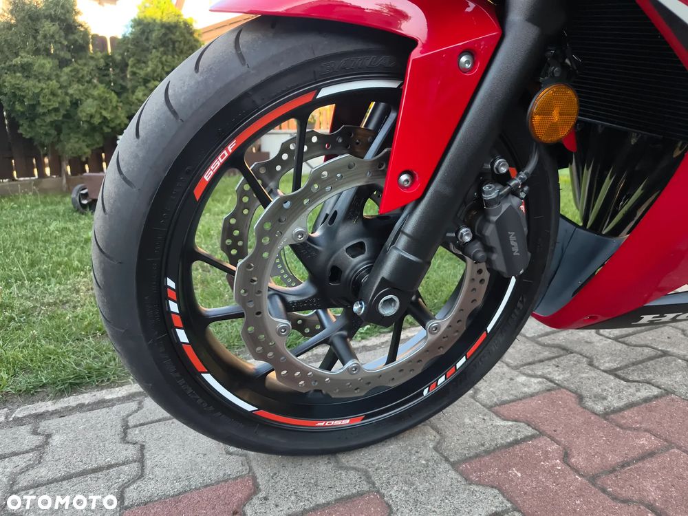 Honda CBR - 16