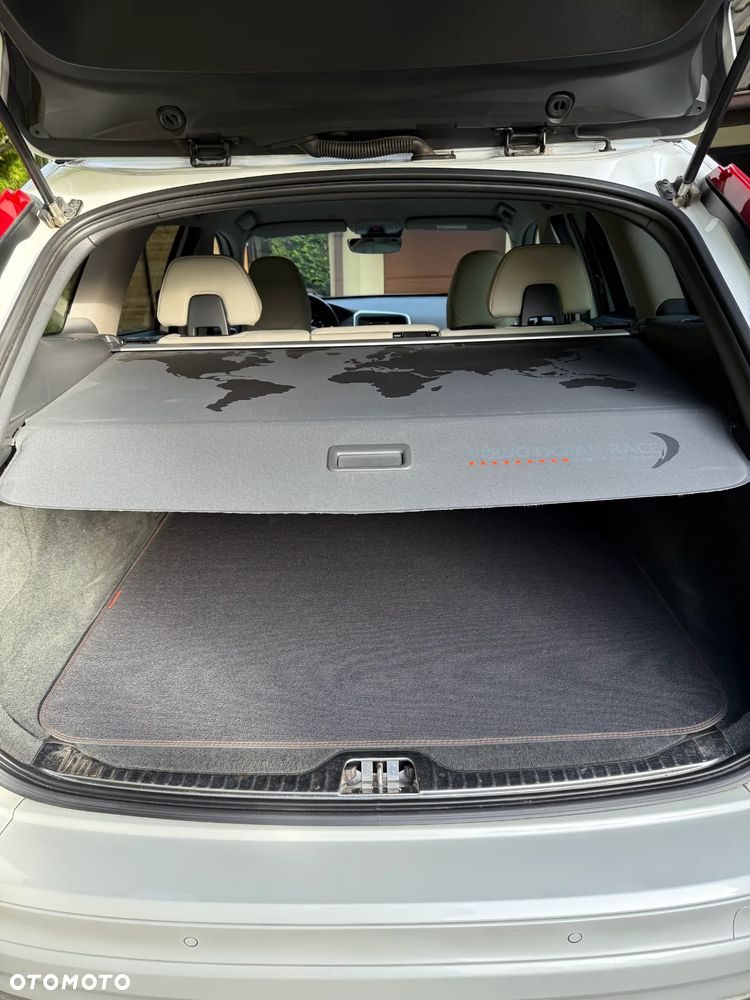 Volvo XC 60 D4 AWD Ocean Race - 17