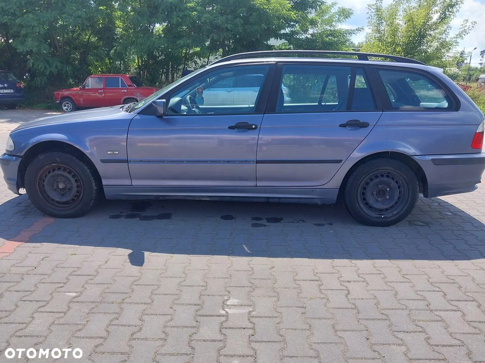 BMW E46 320D kombi silnik 2.0D 136KM M47D20 204D1 skrzynia biegów drzwi maska zderzak błotnik 372/5 Stahlblau Metallic uchylna szyba bagażnika fotel pas przedni chłodnice wał koło wału dyfer most półoś zwrotnica szyba czołowa czujnik sensor podsufitka podszybie alternator moduł akumulatora skrzynka bezpieczników sprężarka klimatyzacja osłona silnika chłodnica moduł sterownik panel Cały NA CZĘŚCI wszystkie części - 11
