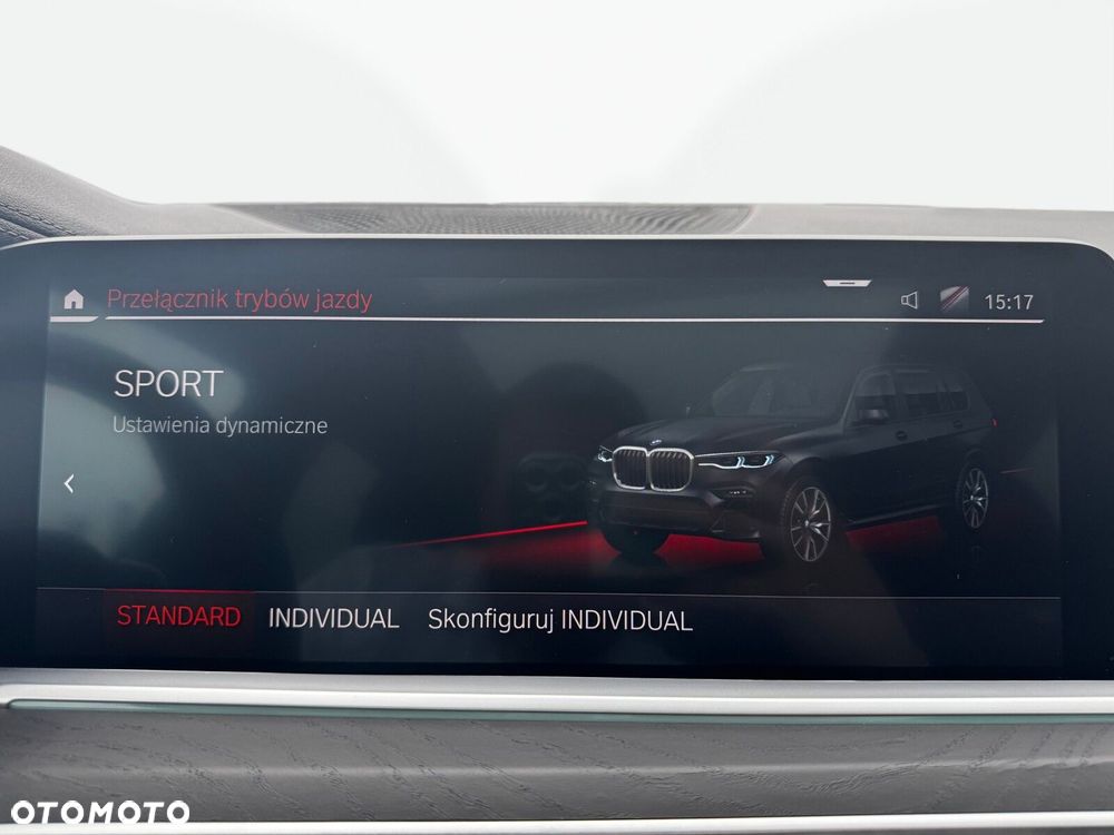 BMW X7 - 32