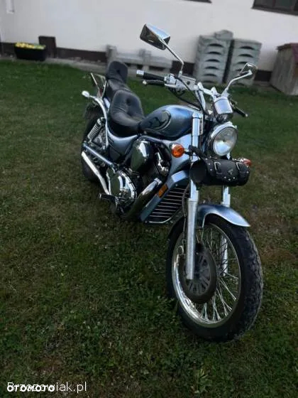 Suzuki Intruder - 3