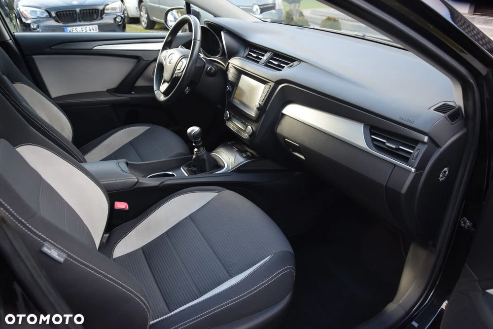 Toyota Avensis 1.8 Edition (2014) - 5