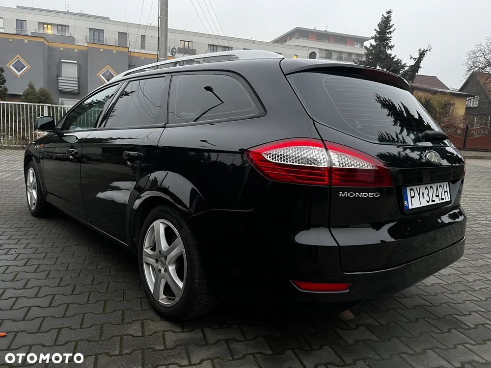 Ford Mondeo 2.0 TDCi Ambiente - 4