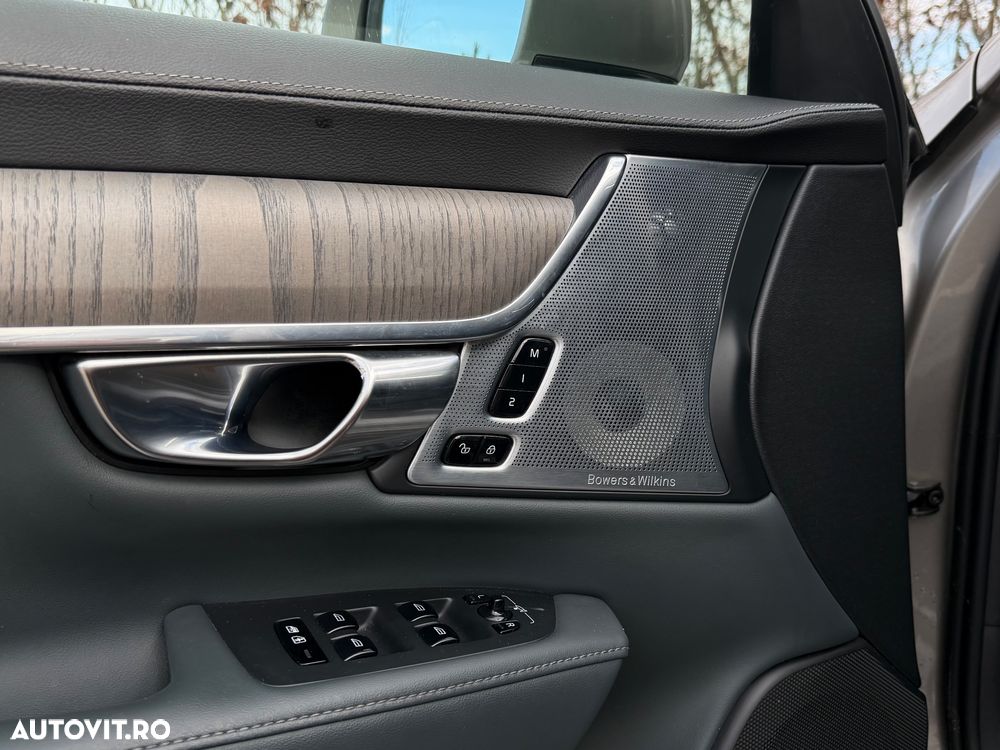 Volvo S90 T8 Twin Engine AWD Geartronic Inscription - 19
