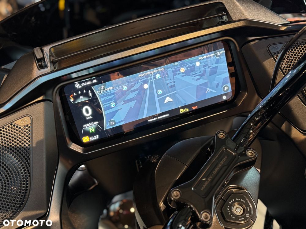 Harley-Davidson Touring Road Glide - 3