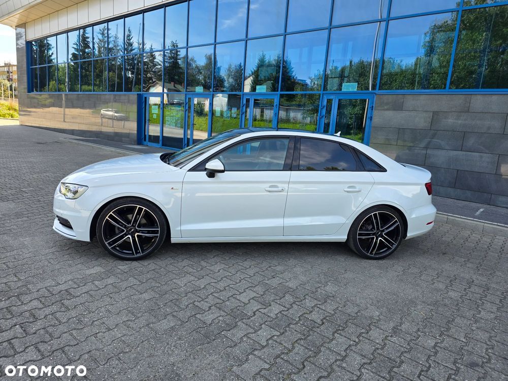 Audi A3 Limousine 1.4 TFSI cylinder on demand S line Sportpaket - 3