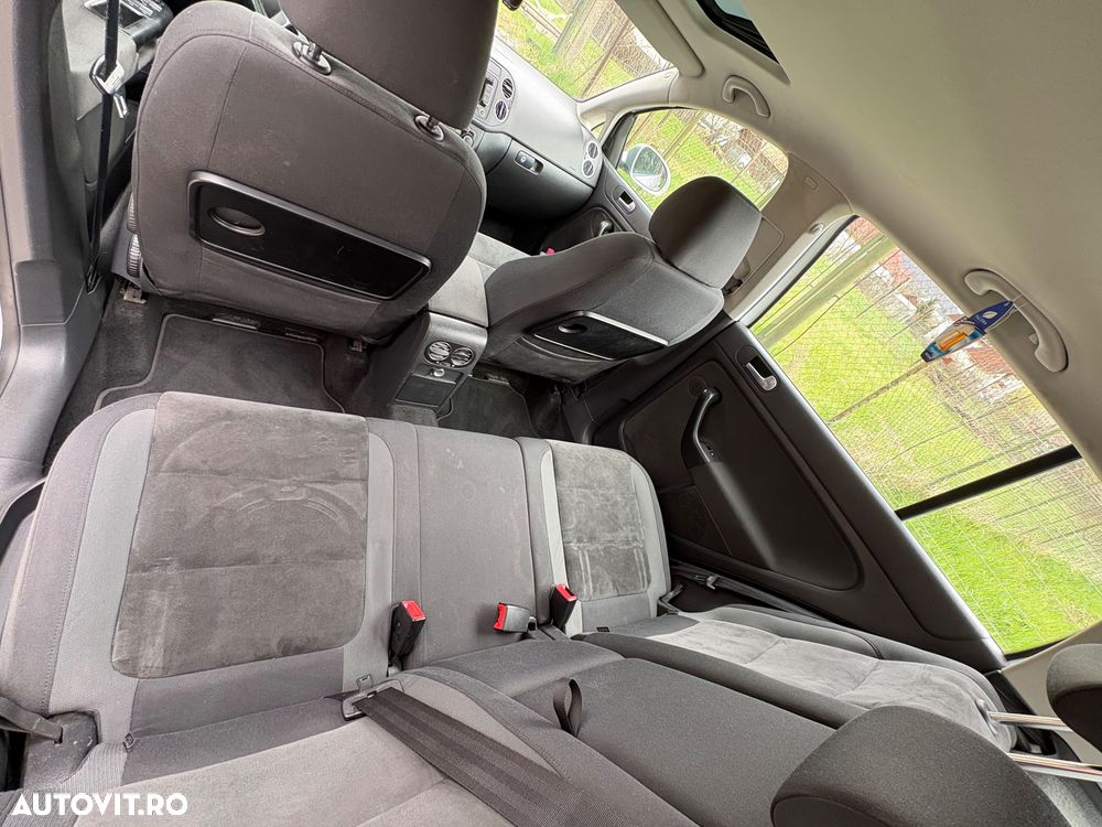 Volkswagen Golf Plus 2.0 TDI Comfortline - 10