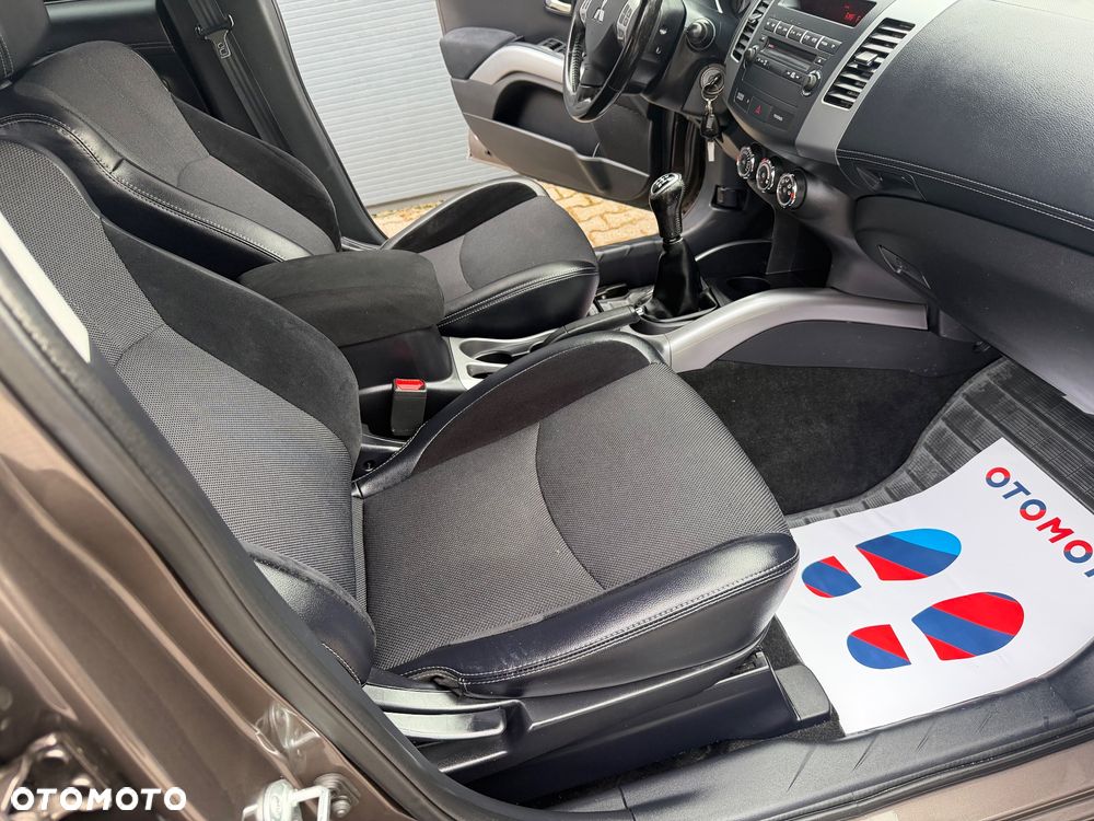 Mitsubishi Outlander 2.0 2WD Active - 20