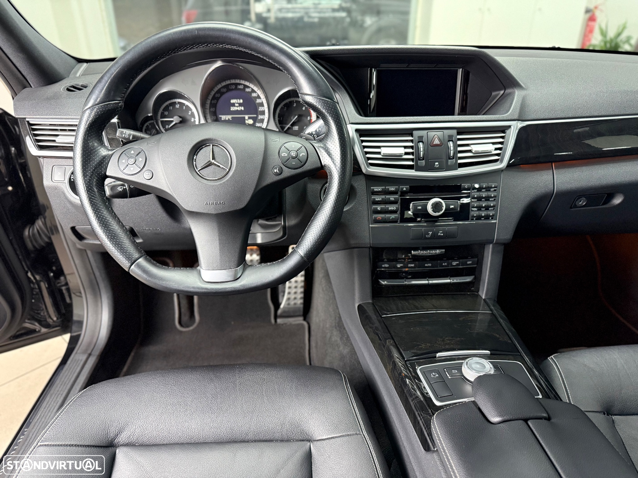 Mercedes-Benz E 350 CDi Avantgarde BlueEfficiency - 18