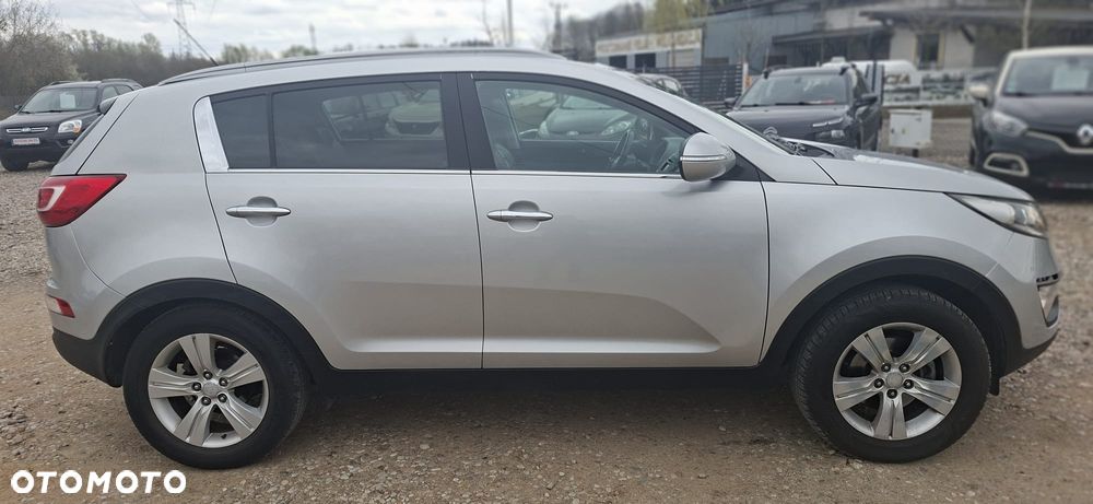 Kia Sportage 2.0 CVVT 2WD Attract - 29