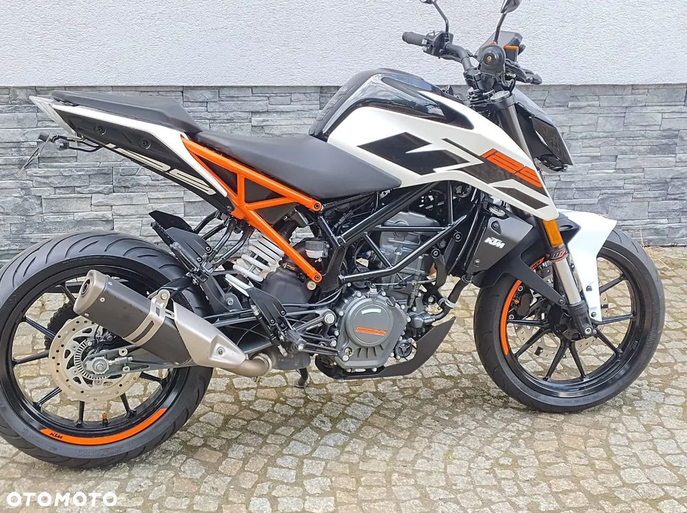 KTM Duke - 4