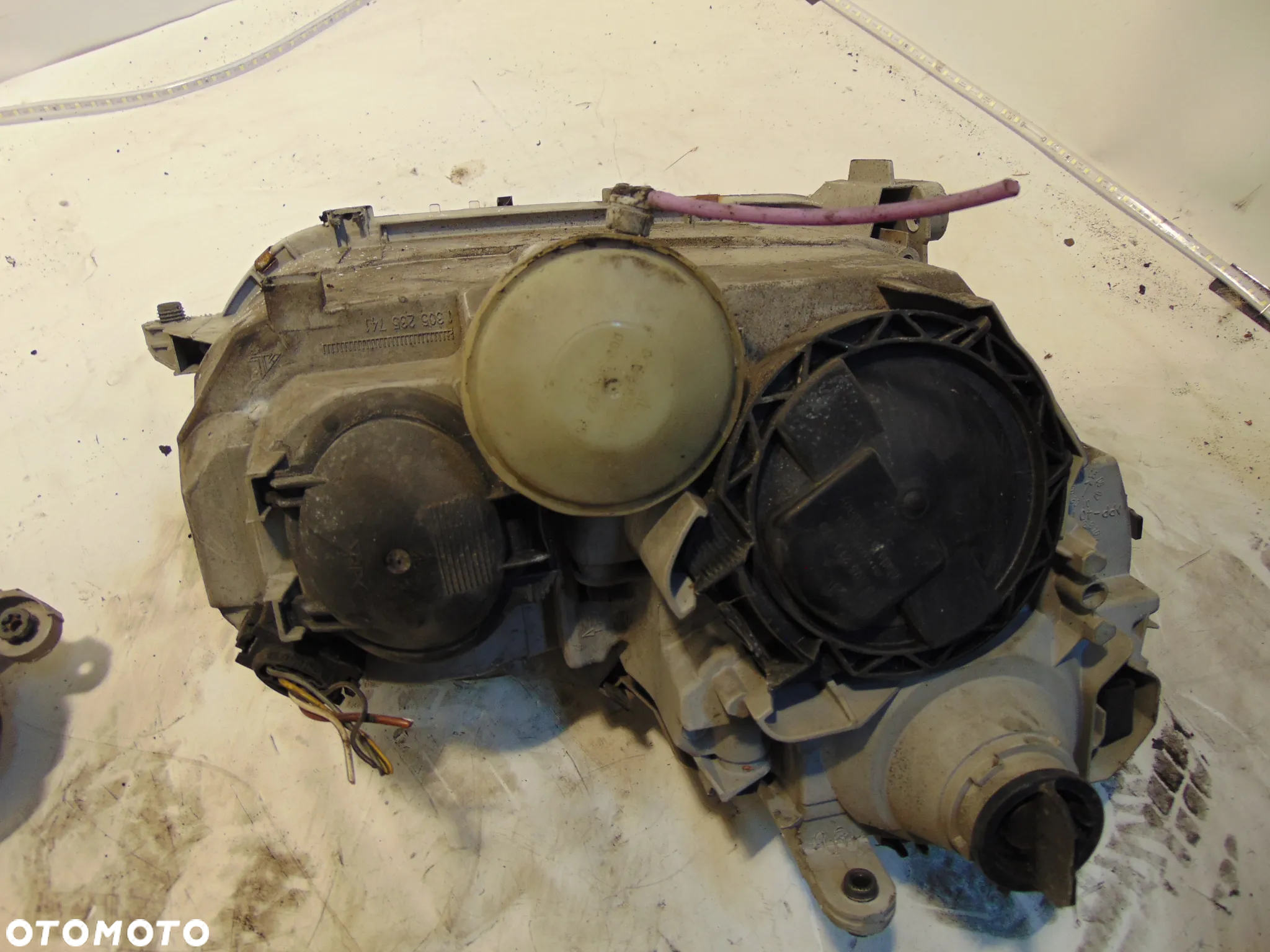 lampa prawy przód mercedes w203 sedan - 3