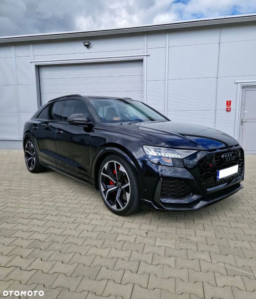 Audi RS Q8 - 2