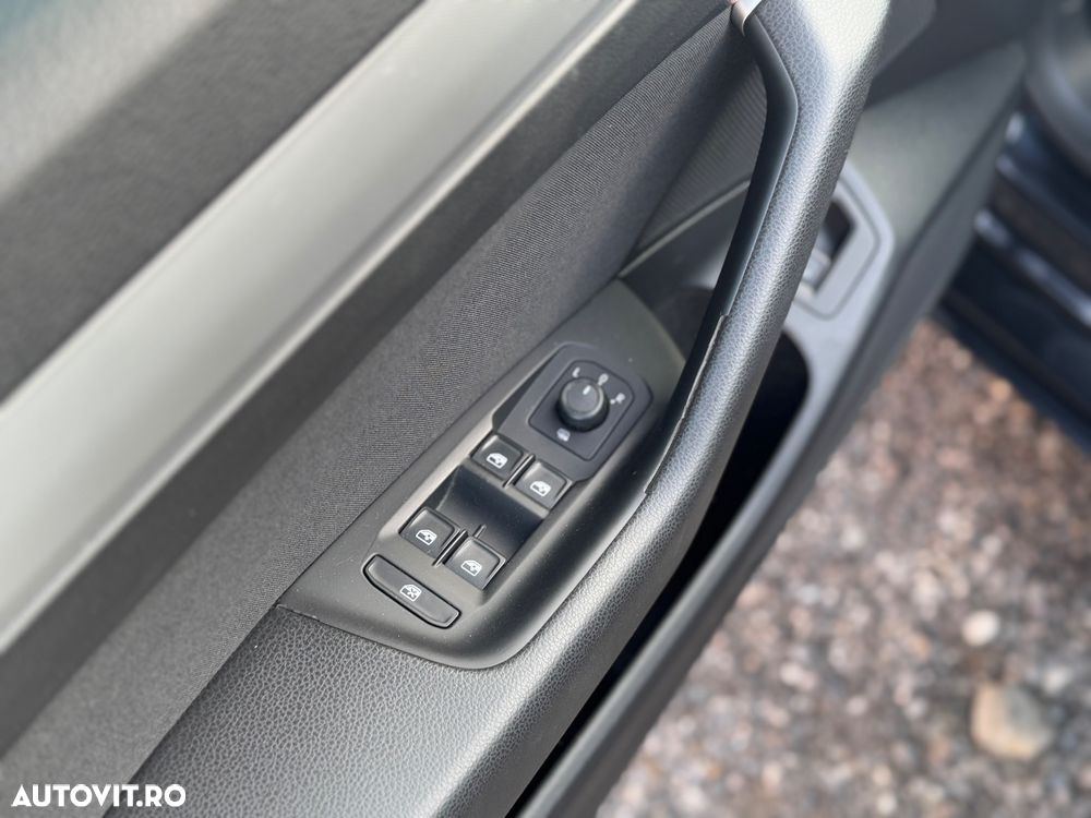 Volkswagen Passat Variant 2.0 TDI (BlueMotion Technology) Comfortline - 37