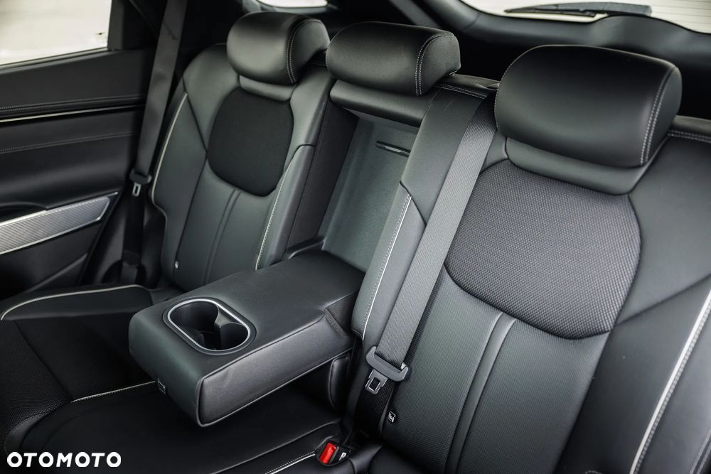 Genesis GV70 2.2 AWD AT8 Luxury Line - 16