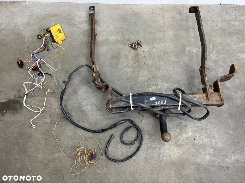 Hak Citroen C8 Fiat Ulysse Peugeot 807 Phedra zaczep holowania przyczepy moduł wiązka komplet - 1