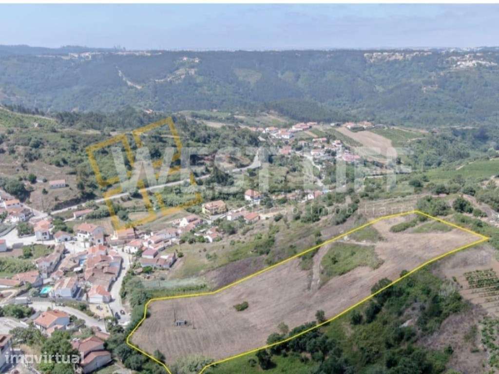 Terreno Rústico Urbanizável com 8.937 metros² em Aldeia Típica de M... - Grande imagem: 2/17