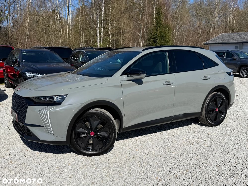 DS Automobiles DS 7 Crossback 1.6 E-Tense Performance Line + - 7