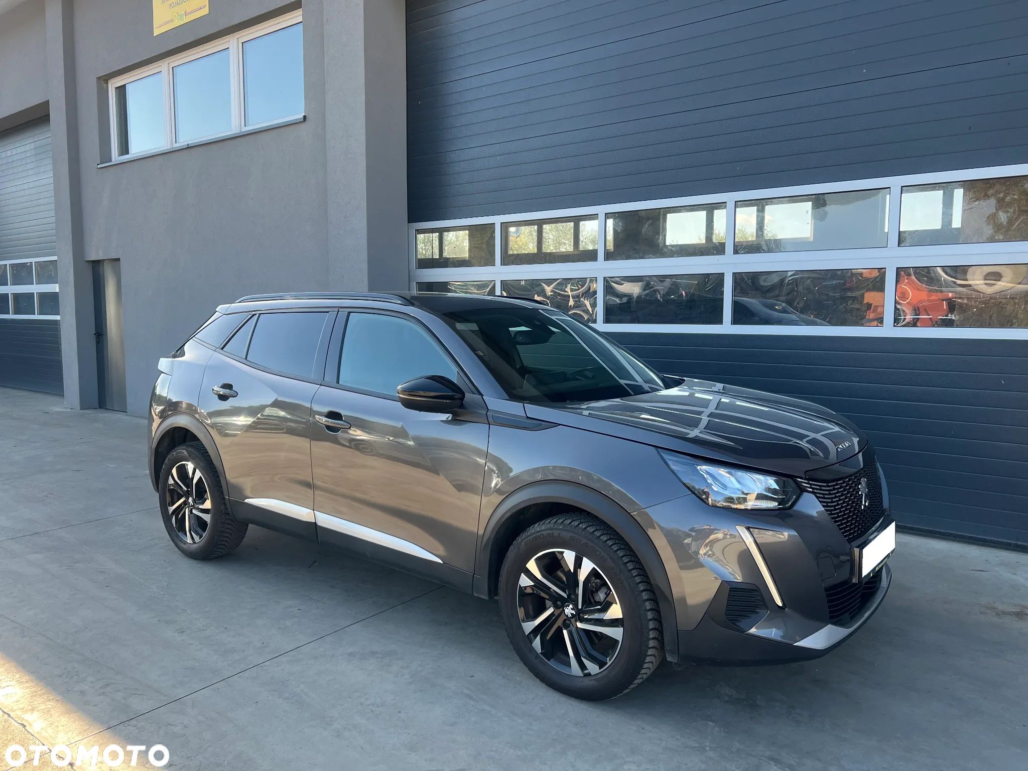 Peugeot 2008 - 1