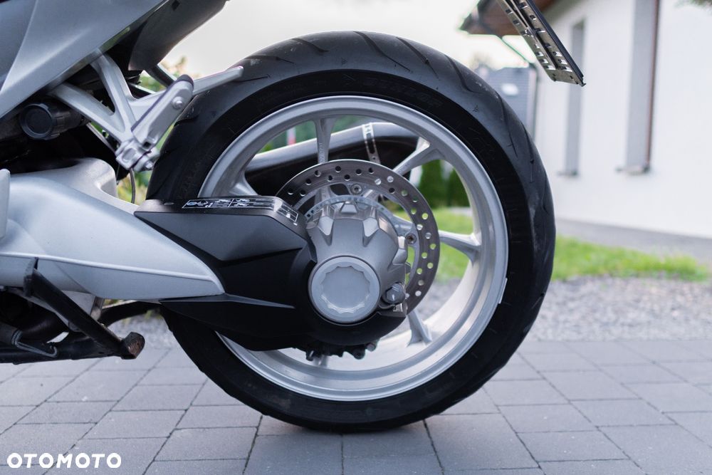 Honda VFR - 25