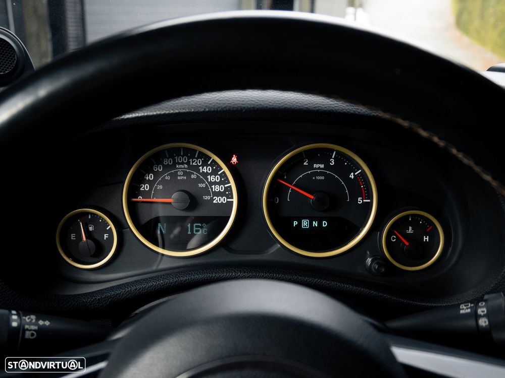 Jeep Wrangler Unlimited - 39