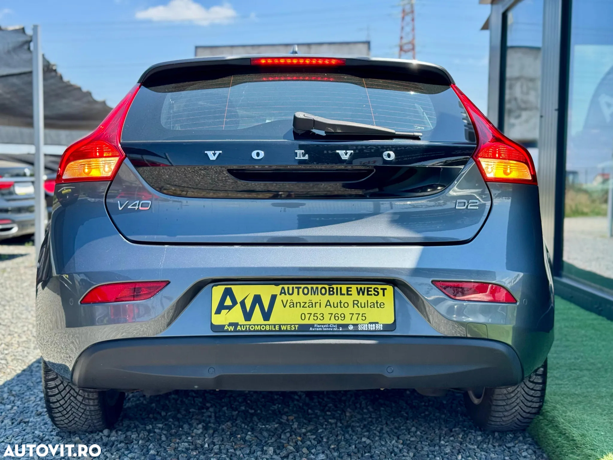 Volvo V40 D2 ECO Aut. Momentum - 10