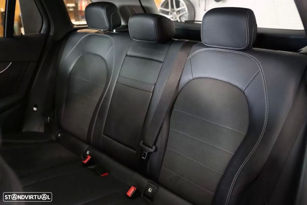 Mercedes-Benz GLC 350 e 4Matic 7G-TRONIC - 31