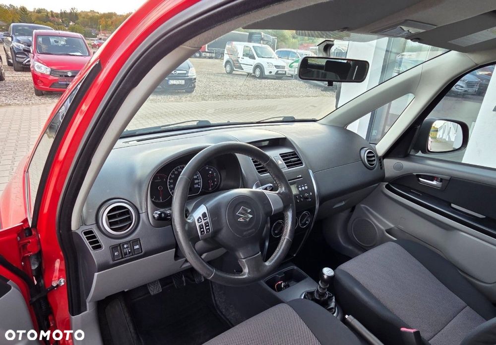Suzuki SX4 - 5
